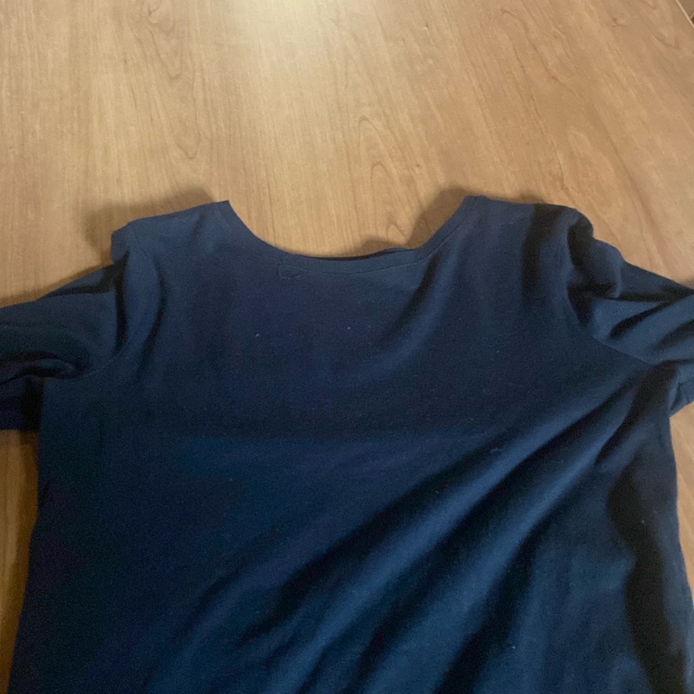Old Navy Black sleeved tee